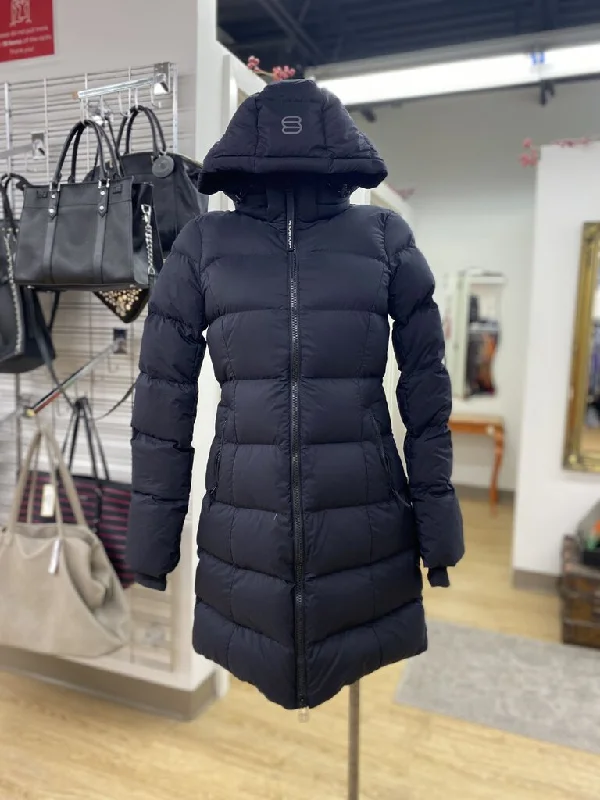 Aritzia The Suoersnug Puffer coat XS