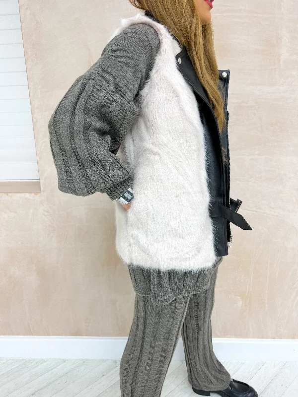 Faux Fur Biker Style Gilet In Cream