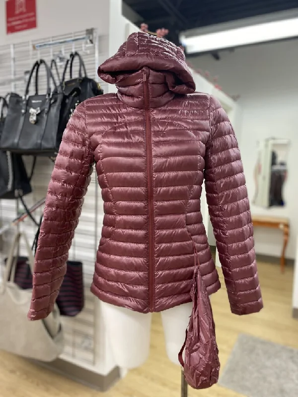 Lululemon packable puffer jacket 4