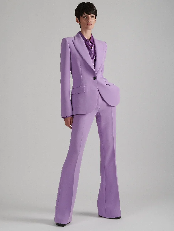 Veste de costume cintrée en crêpe lilas